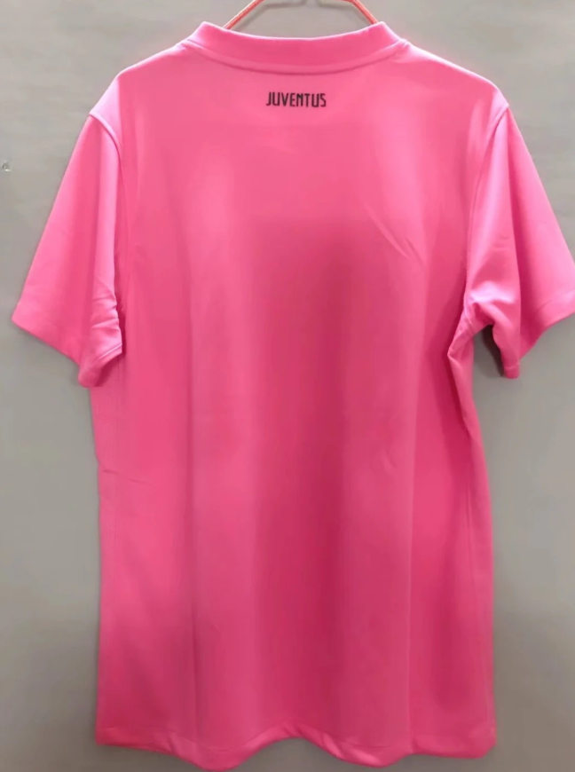 Juventus Away Retro Jersey 2011/12