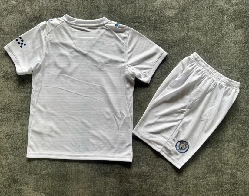 Kids Manchester City Third Jersey Suit 26/27
