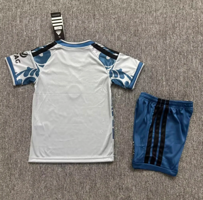 Kids Frankfurt Third Jersey Suit 26/27