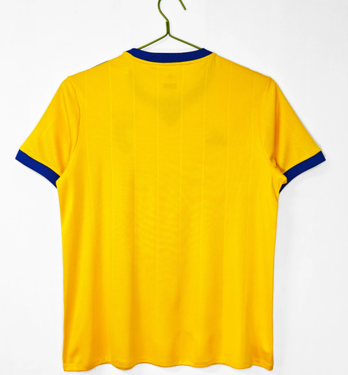 2017-18 Juventus Away Retro Jersey