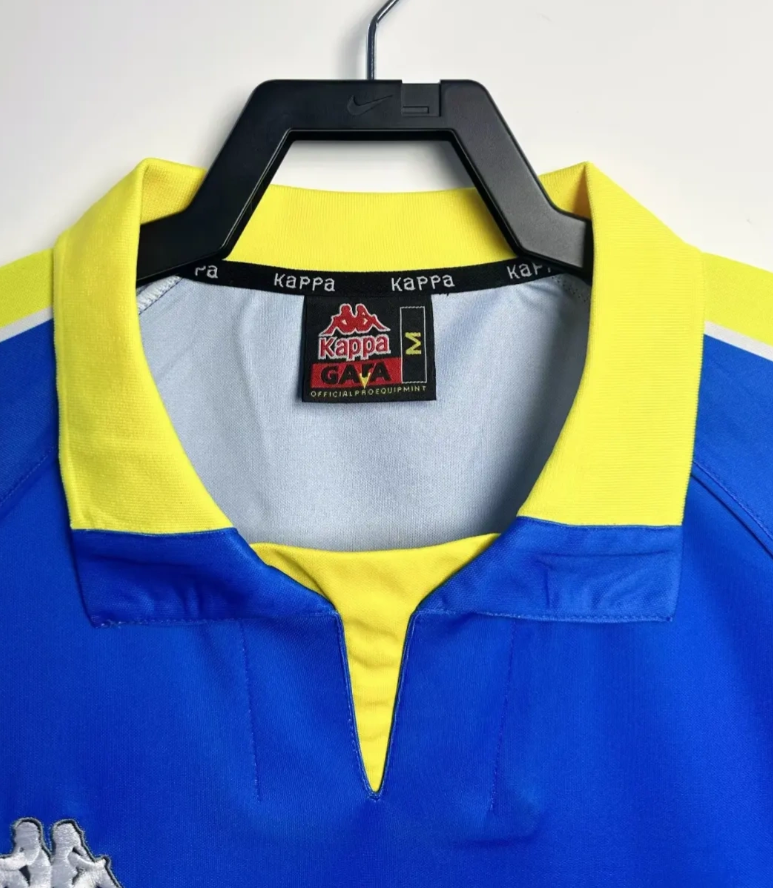 Juventus Away Retro Jersey 1997/99