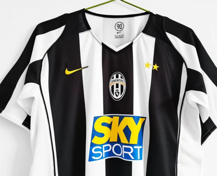 2004-05 Juventus Retro Jersey Home