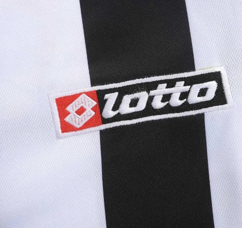 2001-02 Juventus Retro Jersey Home