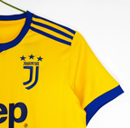2017-18 Juventus Away Retro Jersey