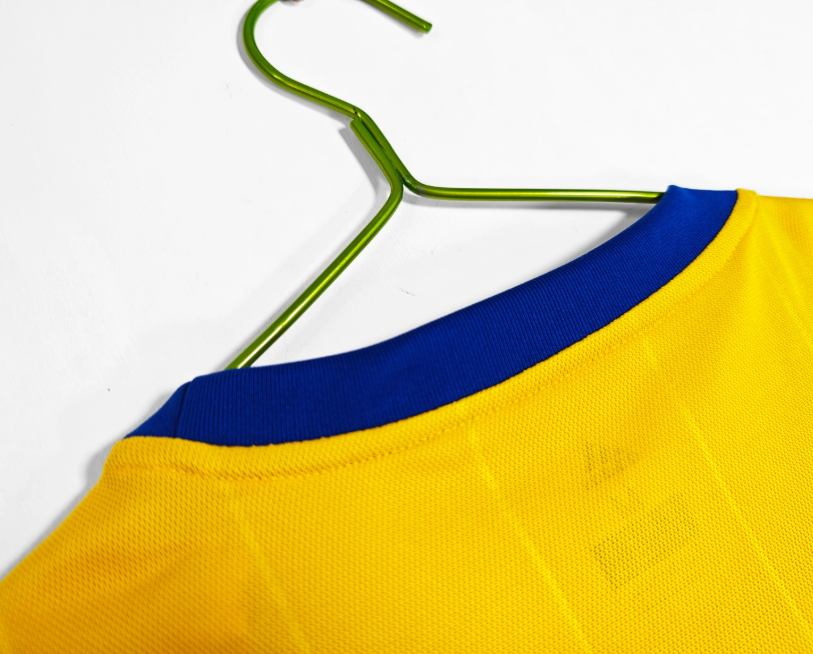 2017-18 Juventus Away Retro Jersey